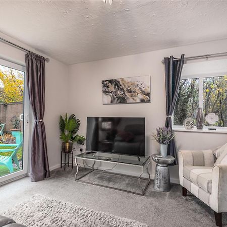Worcester Fabulous Cherry Tree Mews Self Check In Dogs Welcome By Prior Arrangement , 2 Double Bedrooms ,Super Fast Wi-Fi, With Free Off Road Parking For 2 Vehicles Near Royal Hospital And Woodland Walks Buitenkant foto