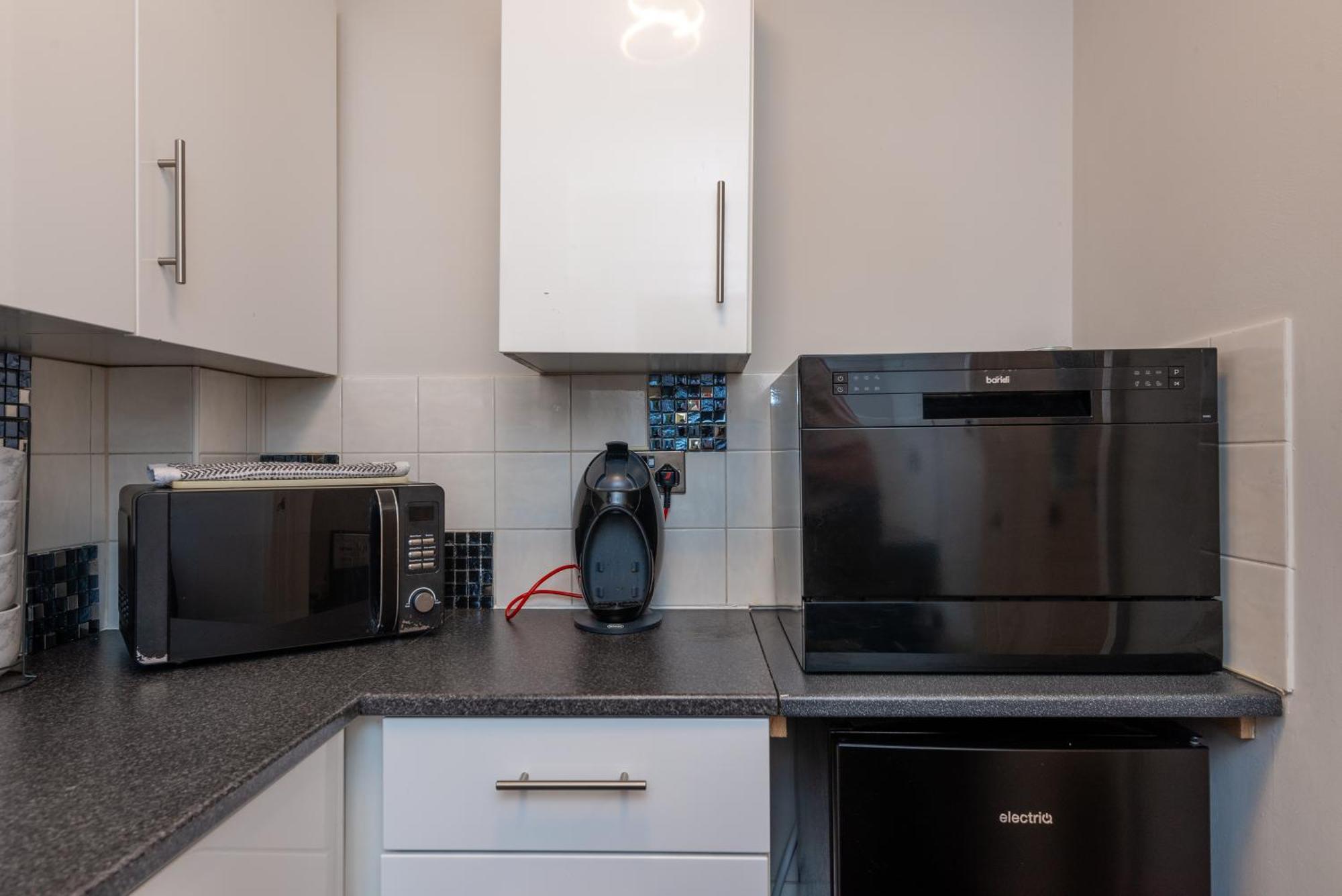 Worcester Fabulous Cherry Tree Mews Self Check In Dogs Welcome By Prior Arrangement , 2 Double Bedrooms ,Super Fast Wi-Fi, With Free Off Road Parking For 2 Vehicles Near Royal Hospital And Woodland Walks Buitenkant foto
