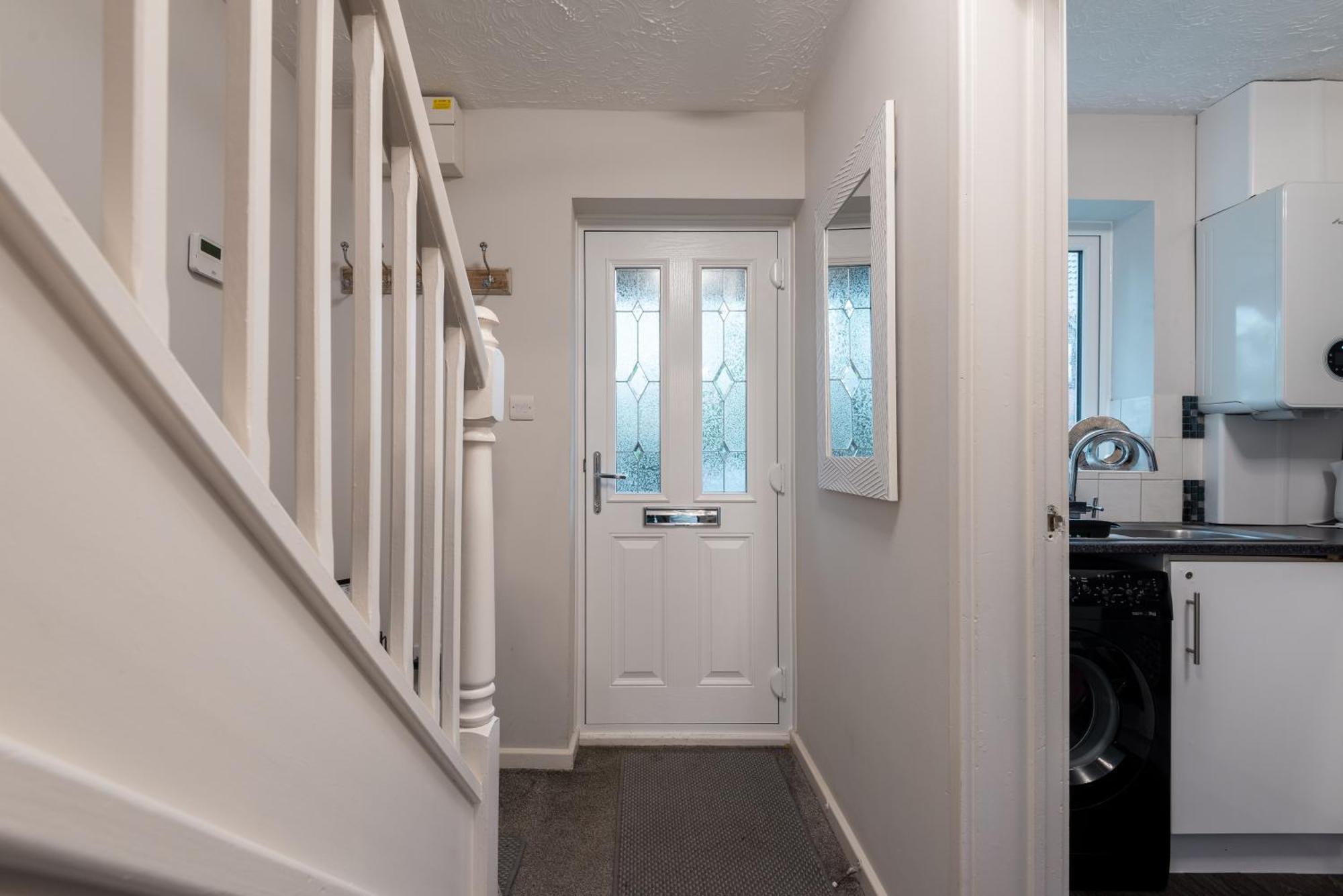 Worcester Fabulous Cherry Tree Mews Self Check In Dogs Welcome By Prior Arrangement , 2 Double Bedrooms ,Super Fast Wi-Fi, With Free Off Road Parking For 2 Vehicles Near Royal Hospital And Woodland Walks Buitenkant foto