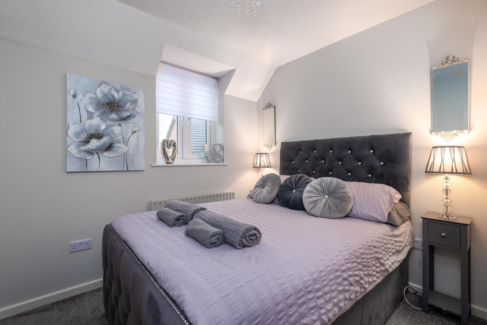 Worcester Fabulous Cherry Tree Mews Self Check In Dogs Welcome By Prior Arrangement , 2 Double Bedrooms ,Super Fast Wi-Fi, With Free Off Road Parking For 2 Vehicles Near Royal Hospital And Woodland Walks Buitenkant foto