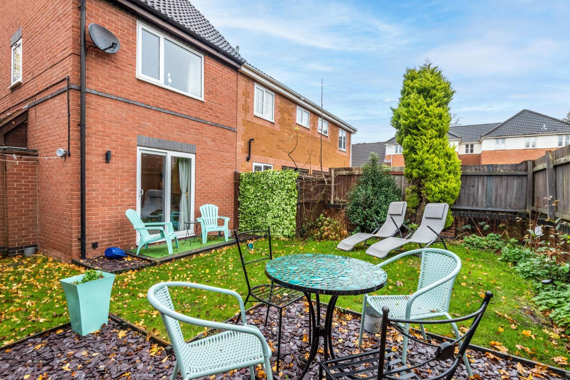 Worcester Fabulous Cherry Tree Mews Self Check In Dogs Welcome By Prior Arrangement , 2 Double Bedrooms ,Super Fast Wi-Fi, With Free Off Road Parking For 2 Vehicles Near Royal Hospital And Woodland Walks Buitenkant foto