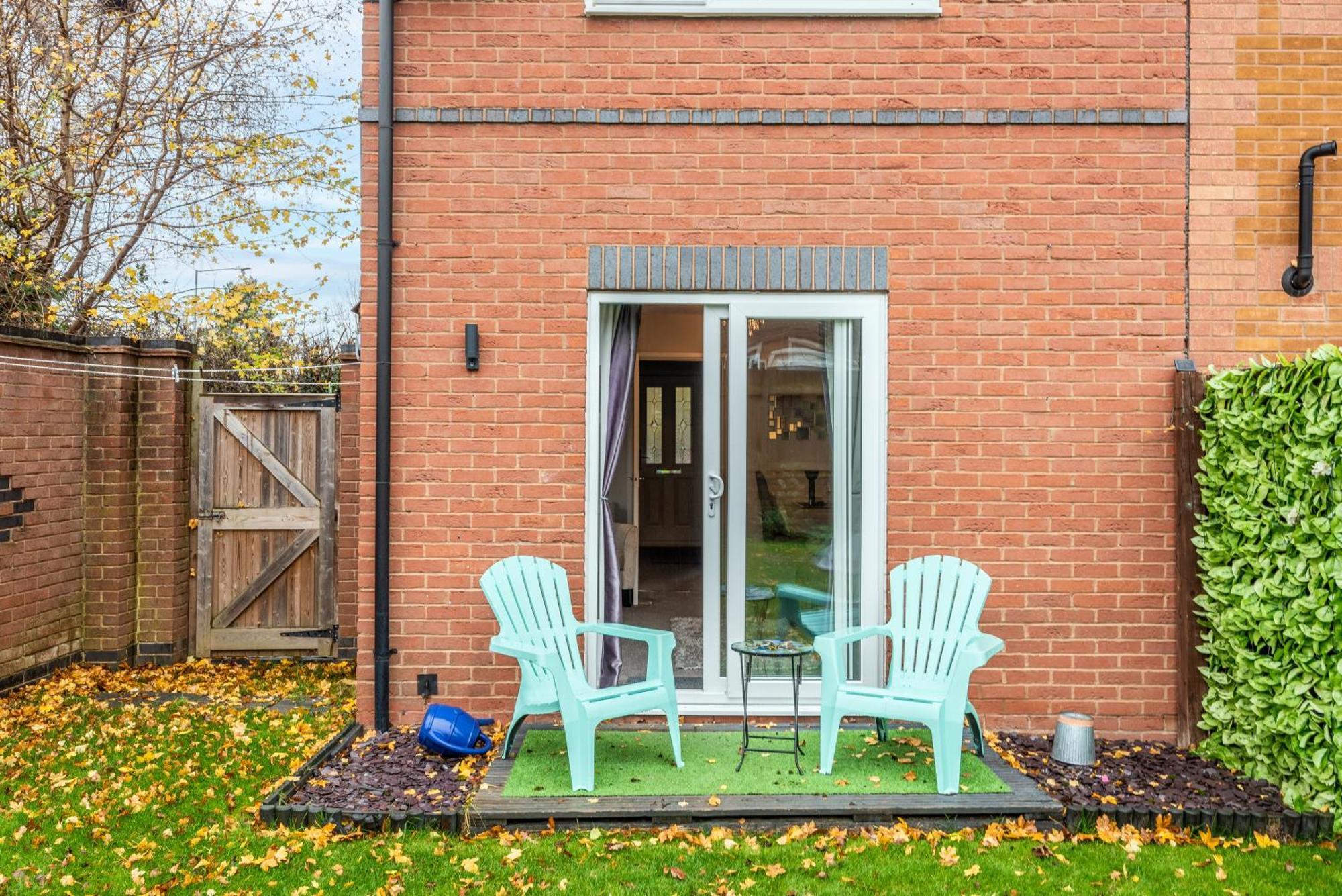 Worcester Fabulous Cherry Tree Mews Self Check In Dogs Welcome By Prior Arrangement , 2 Double Bedrooms ,Super Fast Wi-Fi, With Free Off Road Parking For 2 Vehicles Near Royal Hospital And Woodland Walks Buitenkant foto