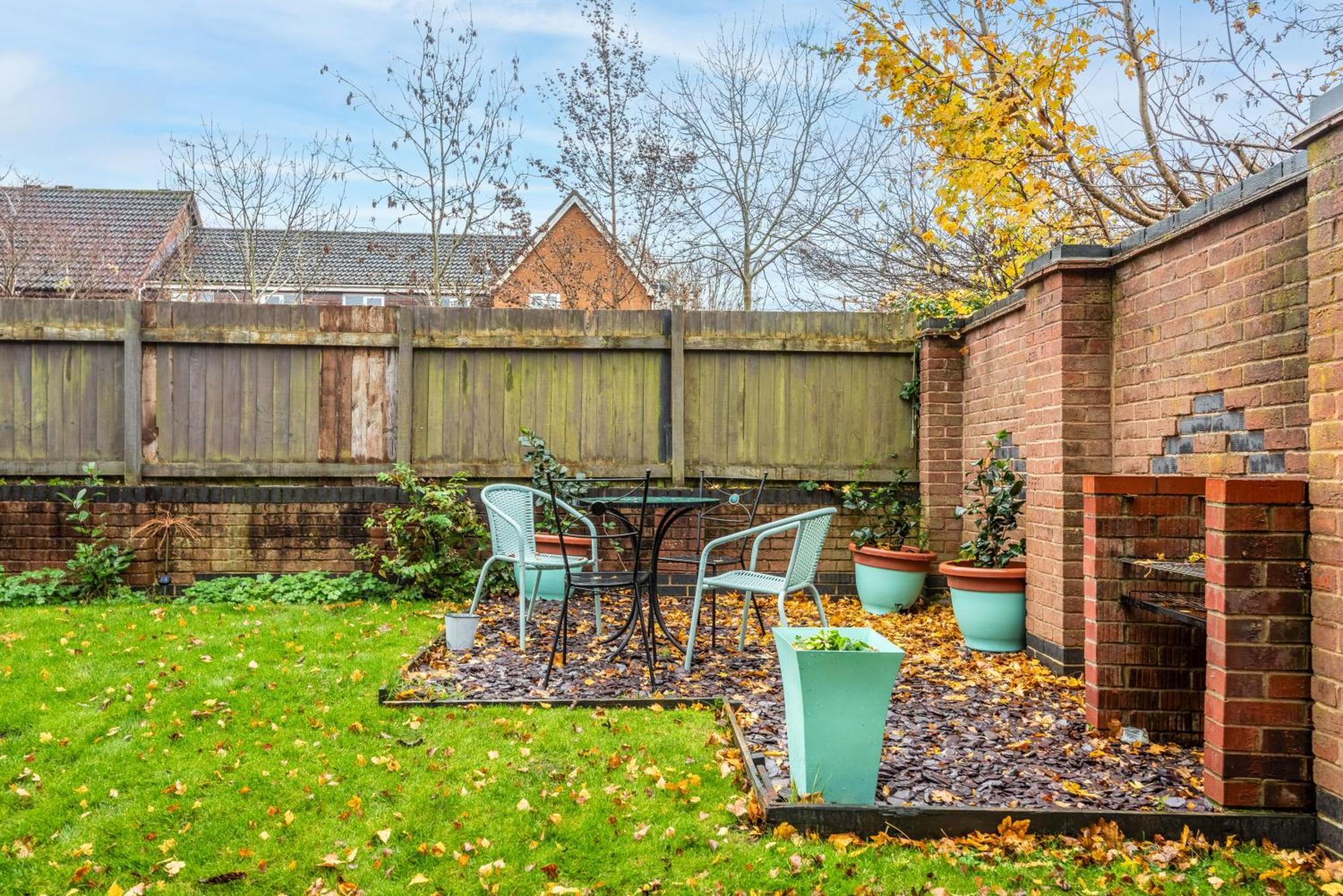 Worcester Fabulous Cherry Tree Mews Self Check In Dogs Welcome By Prior Arrangement , 2 Double Bedrooms ,Super Fast Wi-Fi, With Free Off Road Parking For 2 Vehicles Near Royal Hospital And Woodland Walks Buitenkant foto