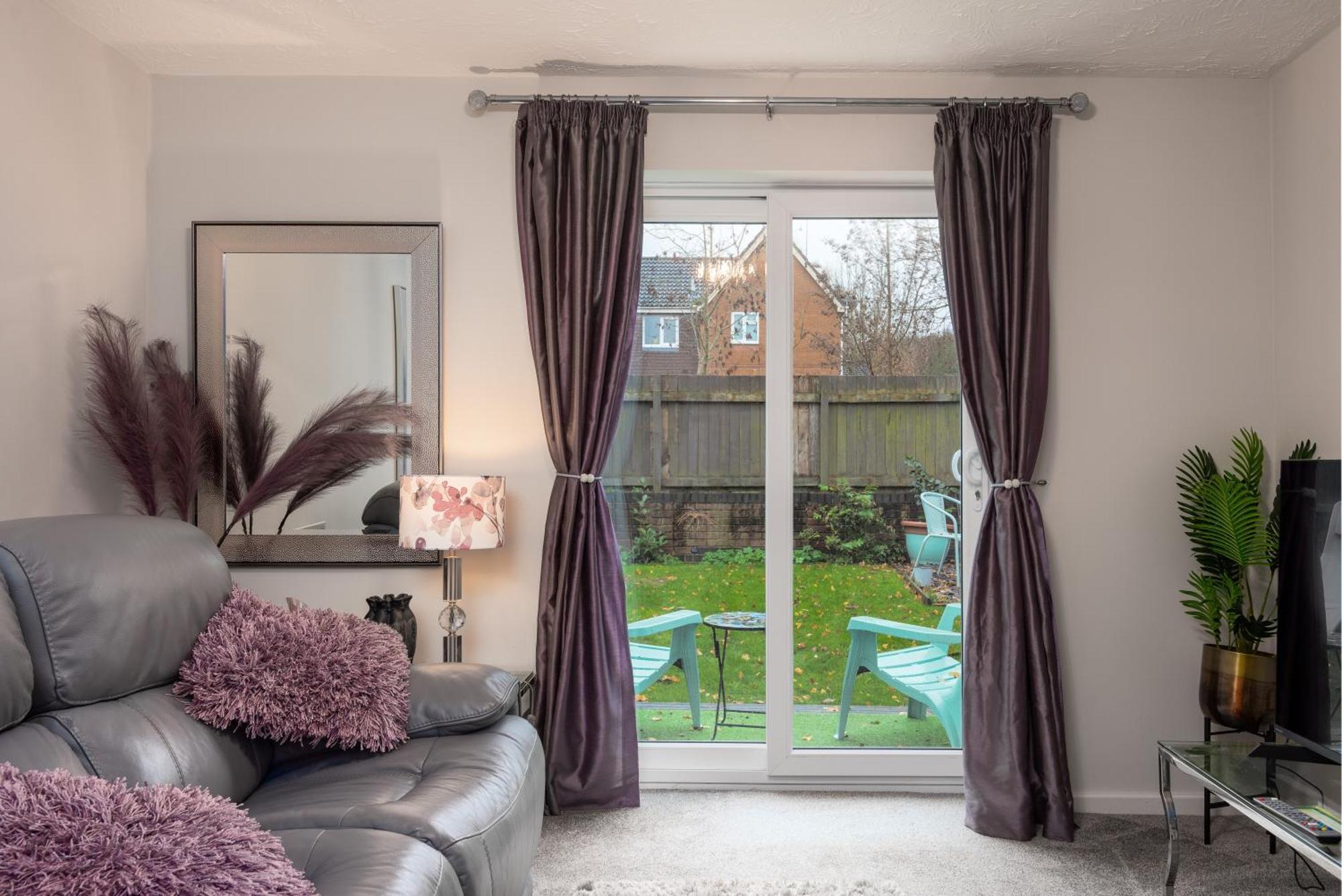 Worcester Fabulous Cherry Tree Mews Self Check In Dogs Welcome By Prior Arrangement , 2 Double Bedrooms ,Super Fast Wi-Fi, With Free Off Road Parking For 2 Vehicles Near Royal Hospital And Woodland Walks Buitenkant foto