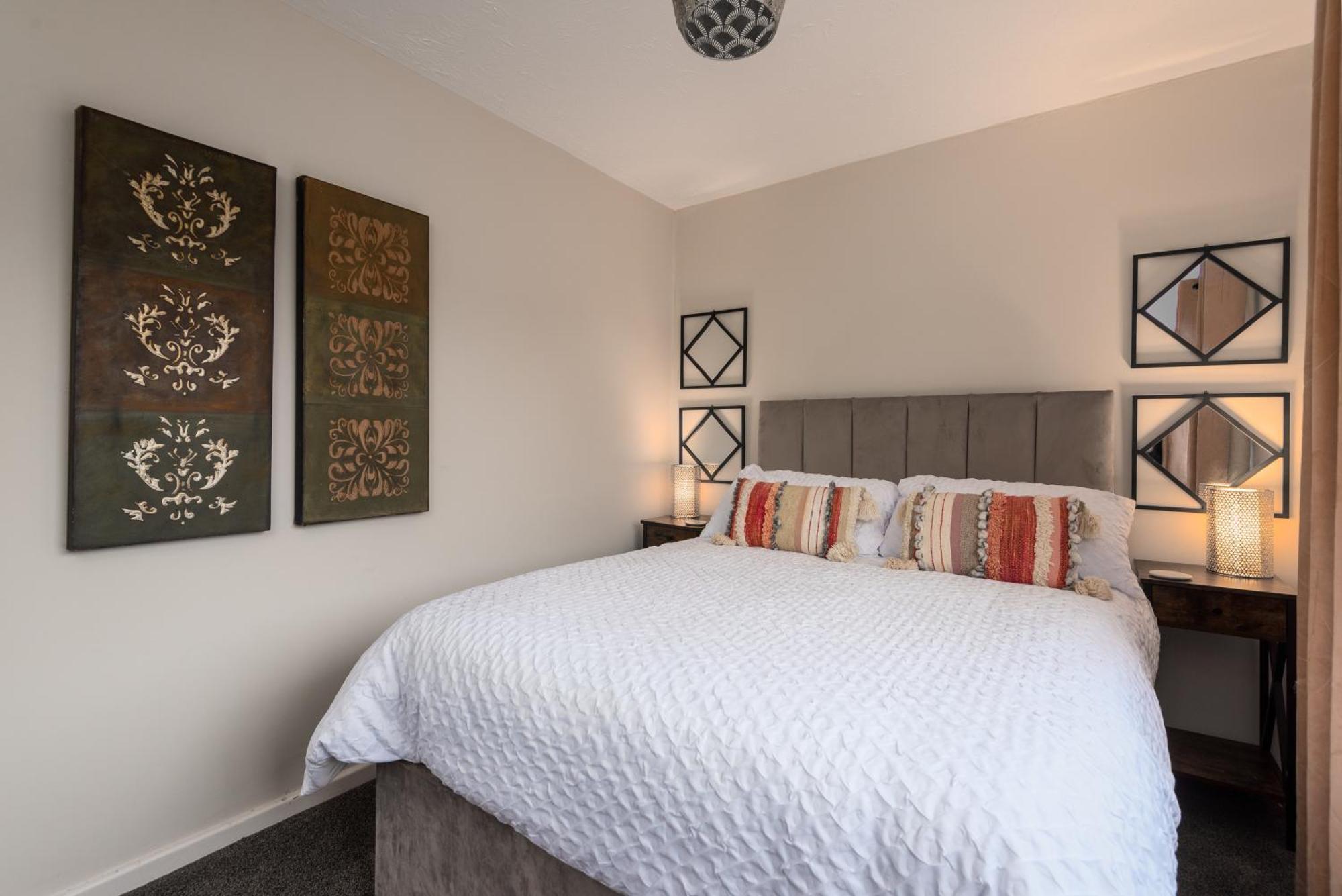 Worcester Fabulous Cherry Tree Mews Self Check In Dogs Welcome By Prior Arrangement , 2 Double Bedrooms ,Super Fast Wi-Fi, With Free Off Road Parking For 2 Vehicles Near Royal Hospital And Woodland Walks Buitenkant foto