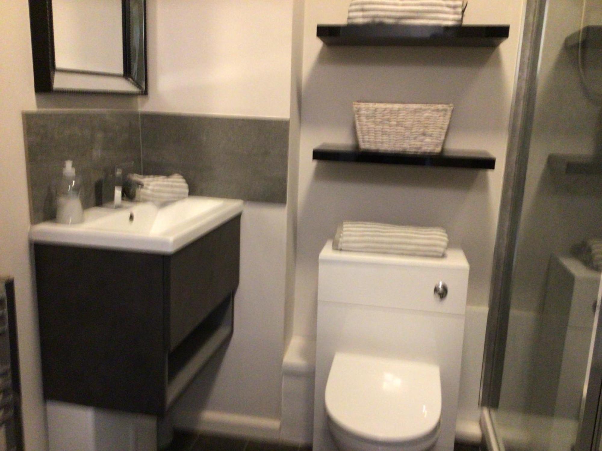Worcester Fabulous Cherry Tree Mews Self Check In Dogs Welcome By Prior Arrangement , 2 Double Bedrooms ,Super Fast Wi-Fi, With Free Off Road Parking For 2 Vehicles Near Royal Hospital And Woodland Walks Buitenkant foto